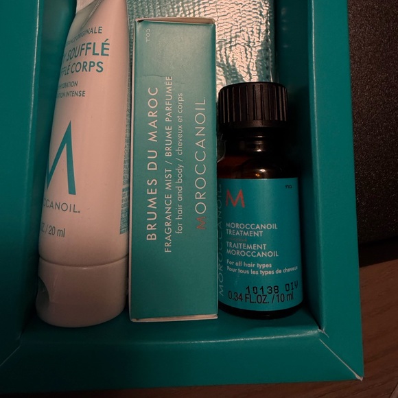Moroccanoil Moisturizer Set - Turquoise and White - Picture 2 of 2
